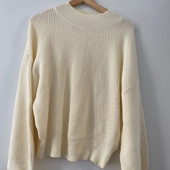 Elodie Sweater Size L - Picture 1 of 4